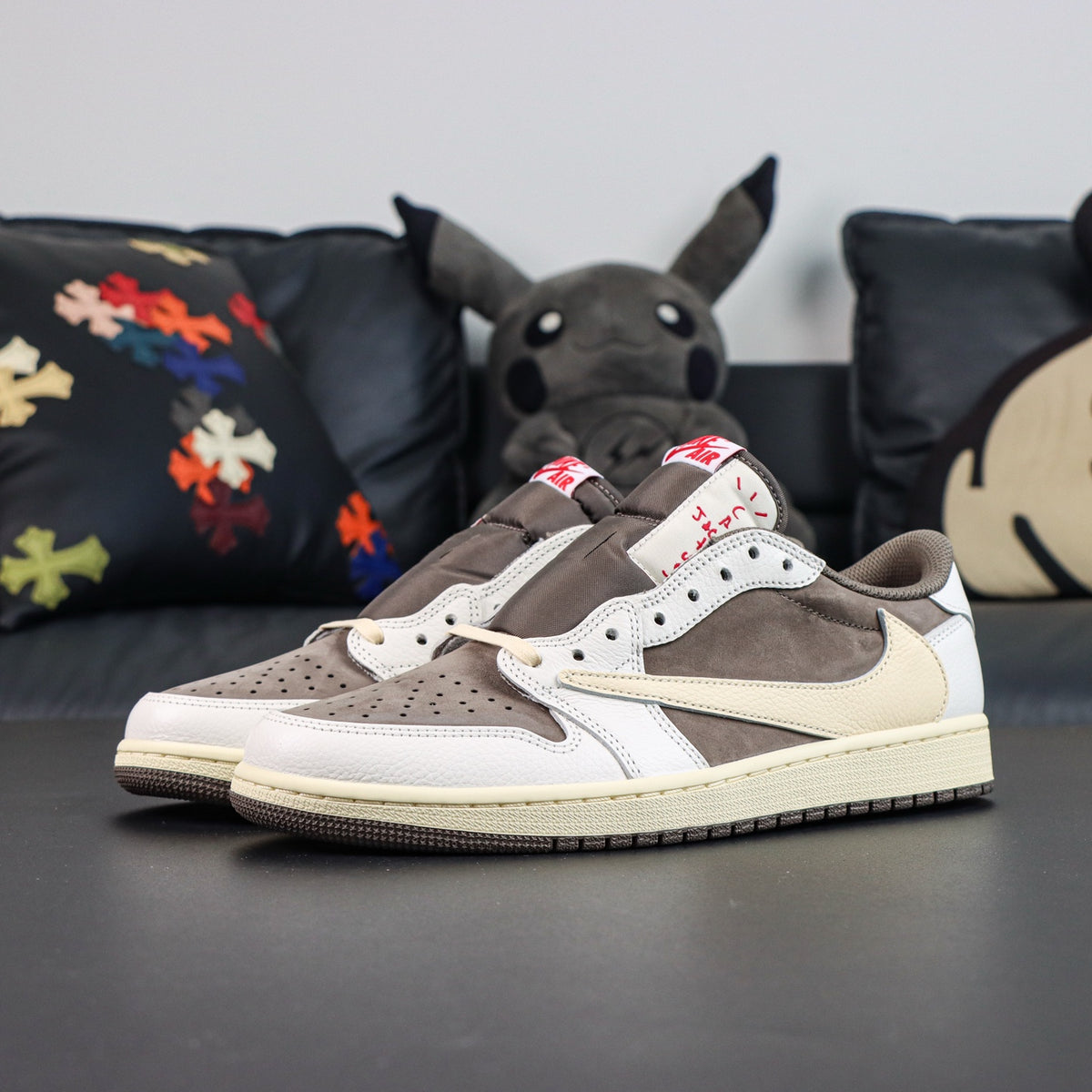 Jordan 1 Retro Low OG SP Travis Scott Reverse Mocha